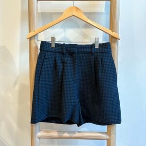 Babaton Atelier by Aritzia Kennedy 5” short - Size 2